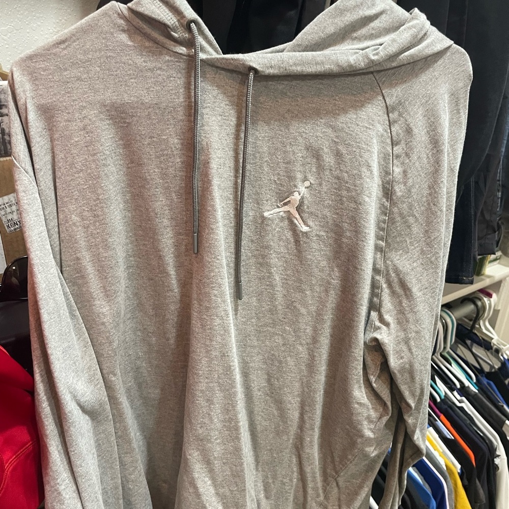Jordan t shirt hoodie